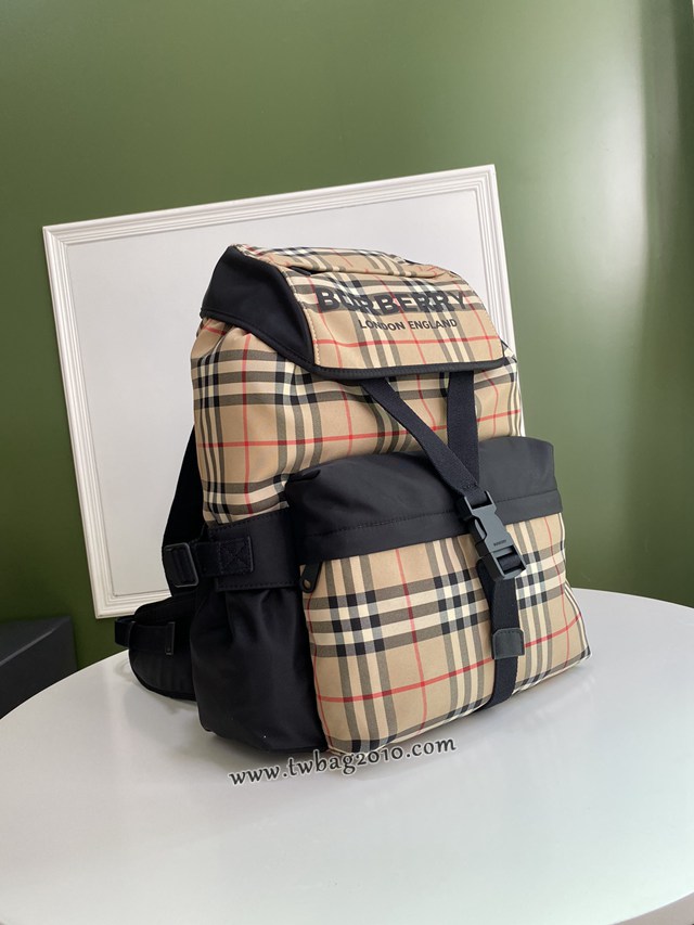Burberry專門店新款雙肩包 巴寶莉Vintage復古格紋尼龍男士後背包 yxb1174